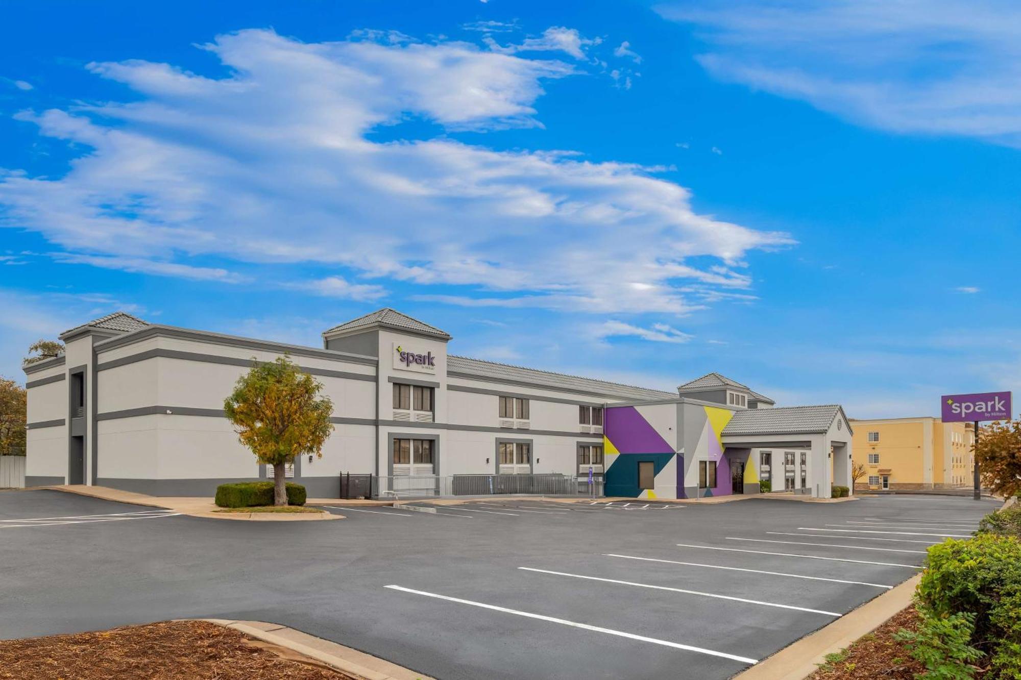 Spark By Hilton Wichita East Zewnętrze zdjęcie